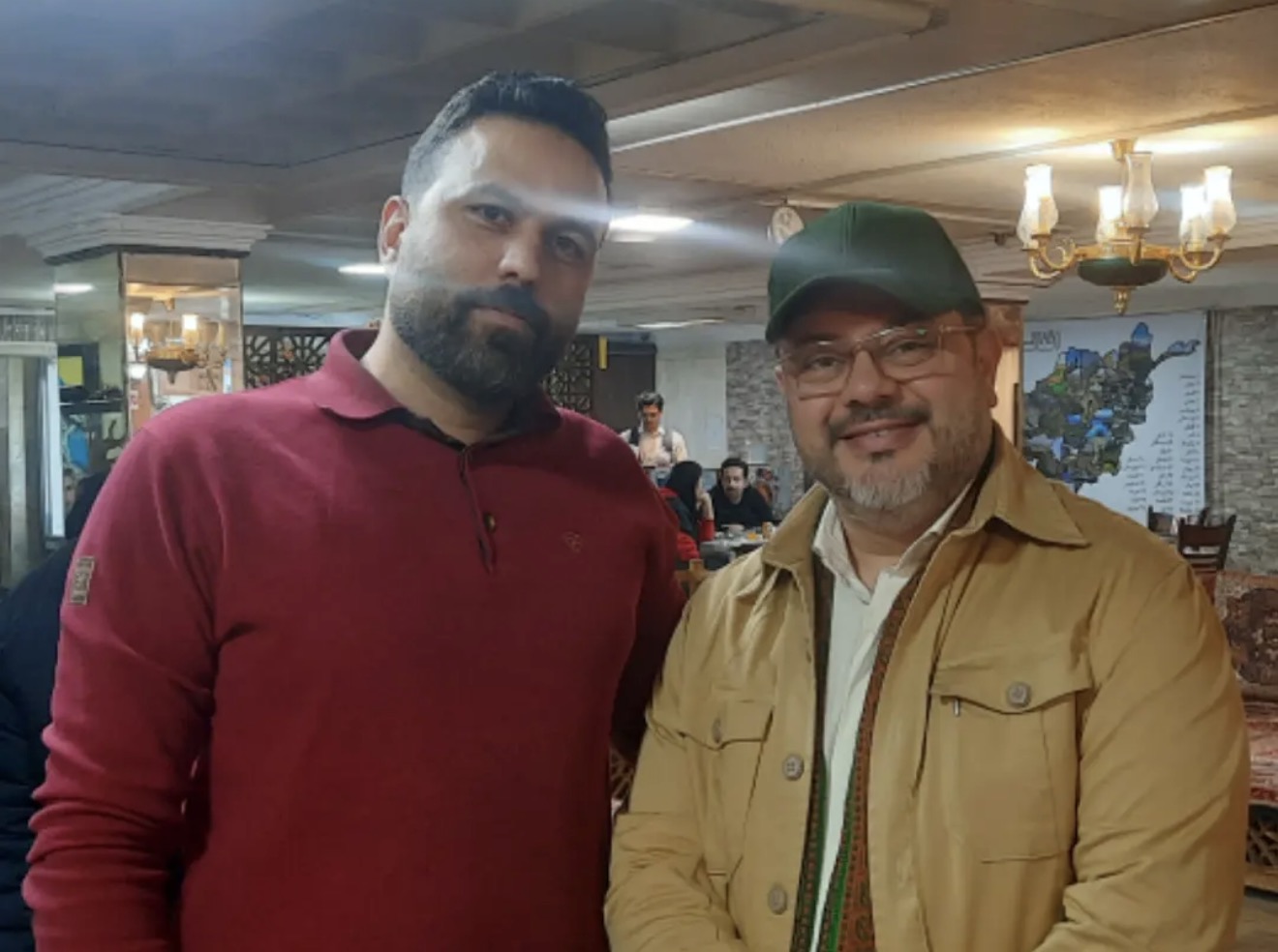 حضور چهره های محبوب در رستوران وطن دار - تصویر 4