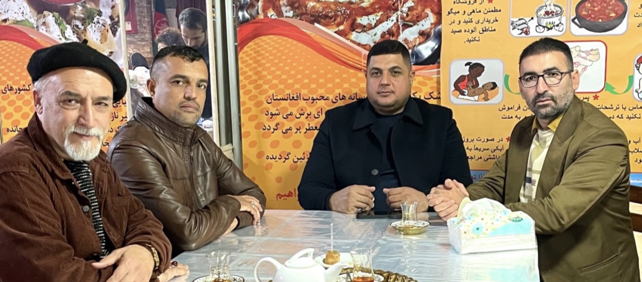 حضور چهره های محبوب در رستوران وطن دار - تصویر 13